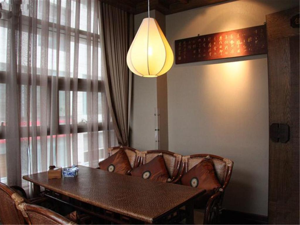 Acme Riverside Serviced Apartment Шанхай Екстериор снимка